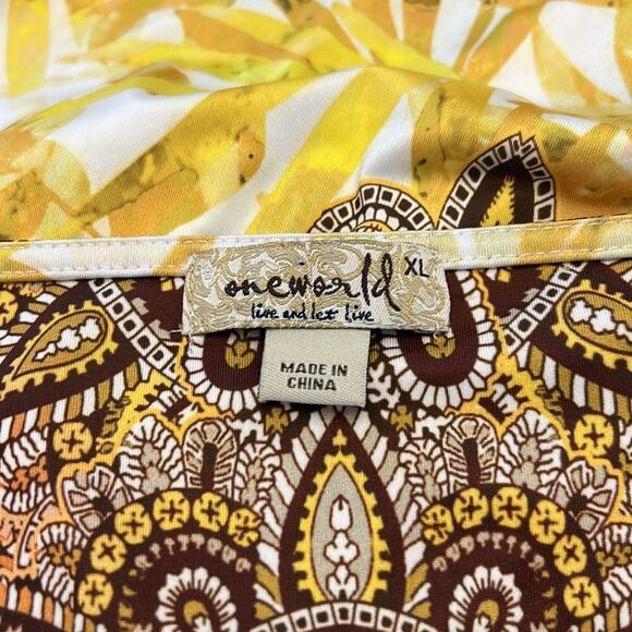 One Emerald yellow floral crocheted sparkle tunic Size XL EUC - Picture 7 of 10